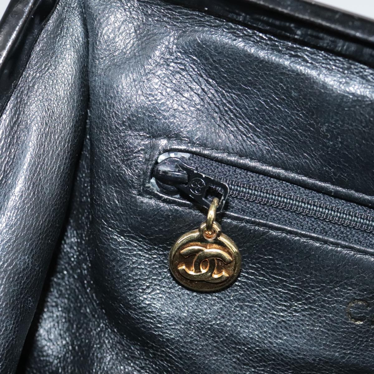 CHANEL Matelasse Chain Hand Bag Patent leather Black Gold CC Auth hk1896