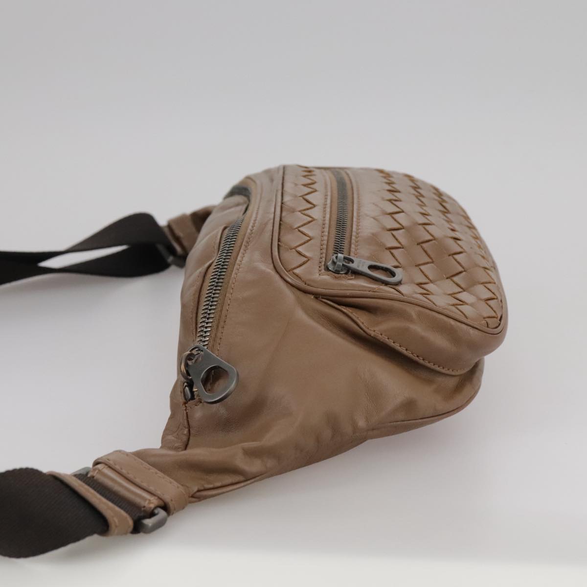 BOTTEGA VENETA INTRECCIATO Waist bag Leather Brown Auth hk1971