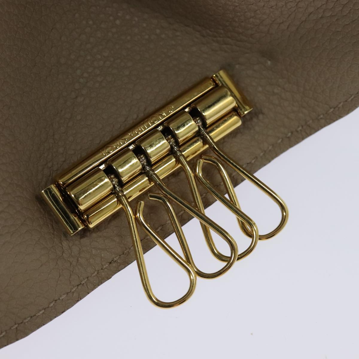 LOUIS VUITTON Multicles Berlingo Key Case Courier Taurillon M61482 Auth hk1996