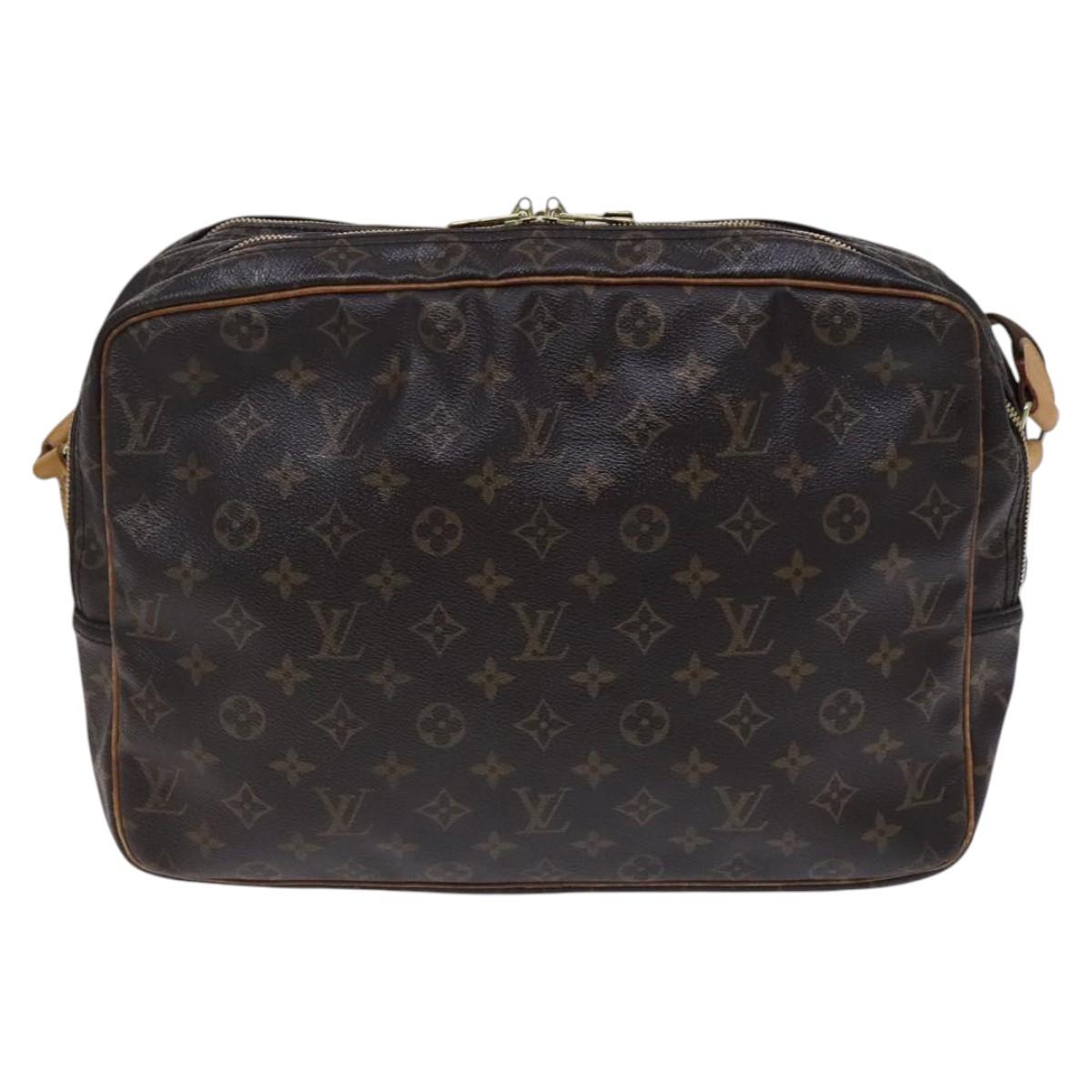 LOUIS VUITTON Monogram Reporter GM Shoulder Bag M45252 LV Auth hk2306