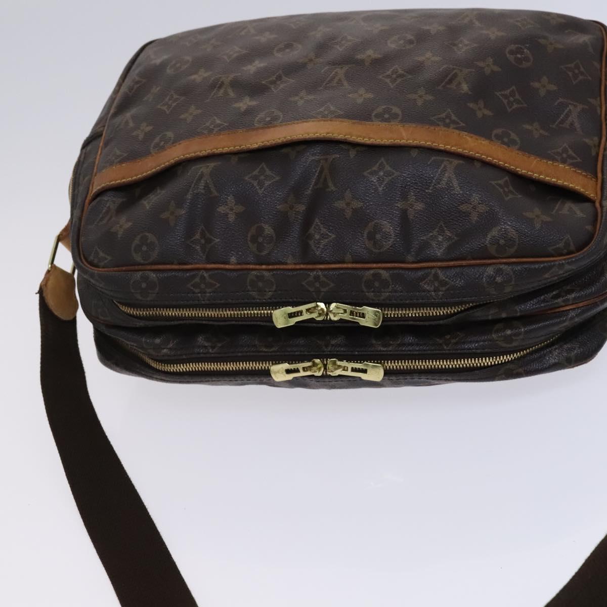 LOUIS VUITTON Monogram Reporter GM Shoulder Bag M45252 LV Auth hk2306
