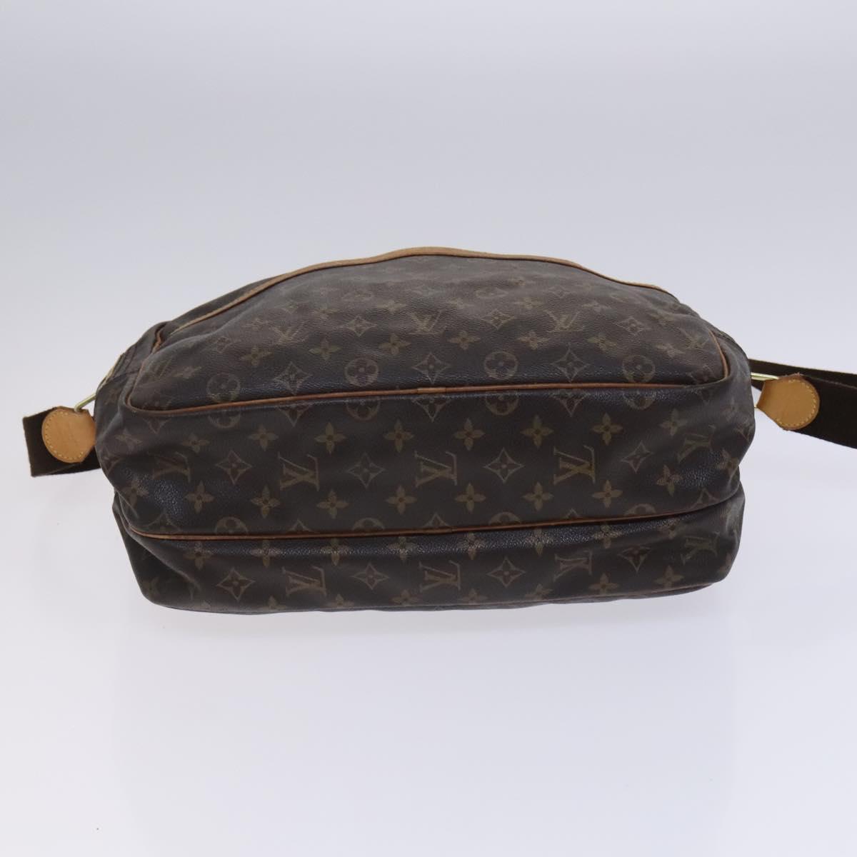 LOUIS VUITTON Monogram Reporter GM Shoulder Bag M45252 LV Auth hk2306