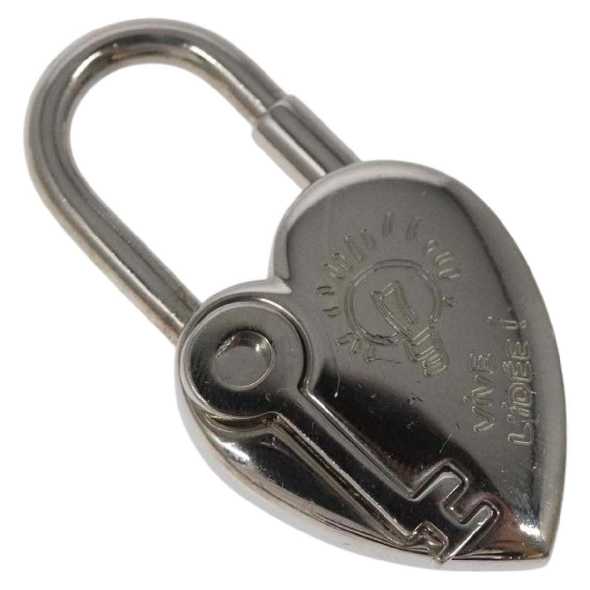 HERMES Cadena Fantasy Heart Padlock 2024 Limited Edition Silver Auth hk2369
