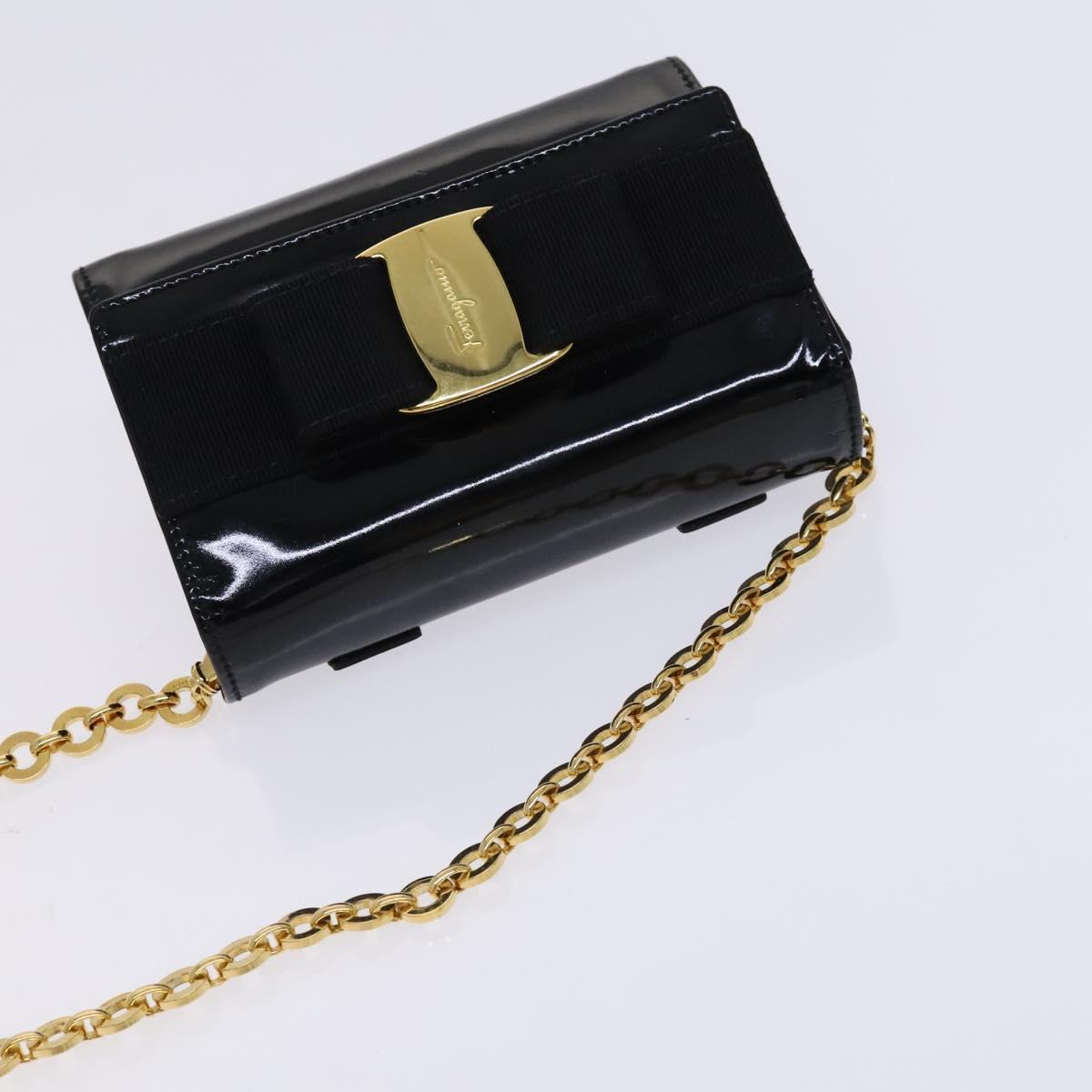 Salvatore Ferragamo Vala Chain Shoulder Bag Enamel Black Gold Auth hk2388