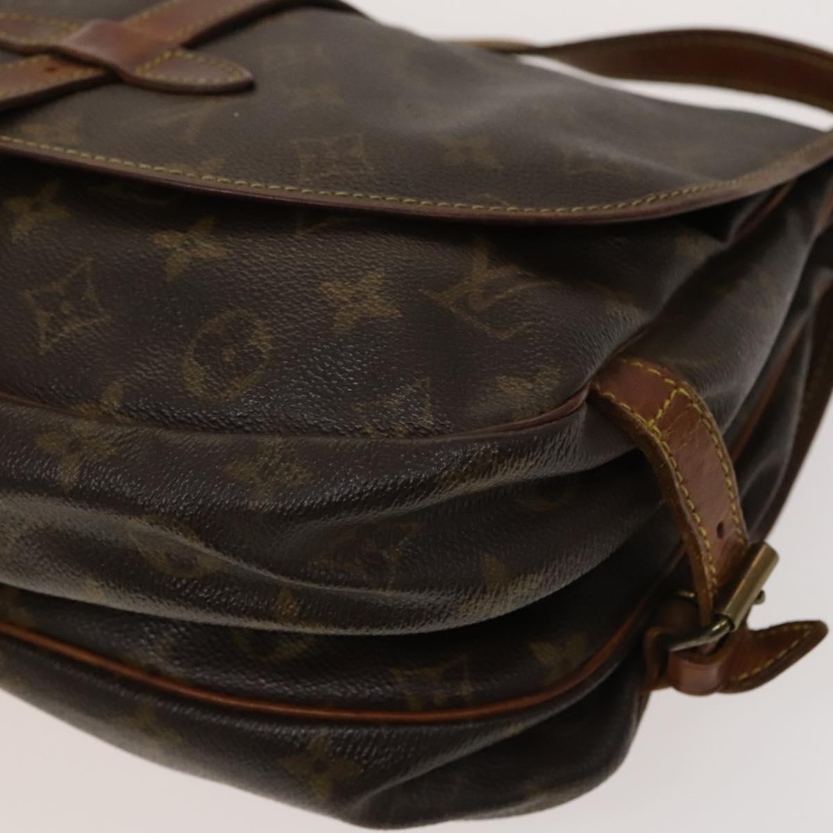 LOUIS VUITTON Monogram Saumur 30 Shoulder Bag M42256 LV Auth hk2574