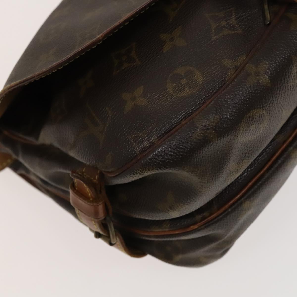 LOUIS VUITTON Monogram Saumur 30 Shoulder Bag M42256 LV Auth hk2574