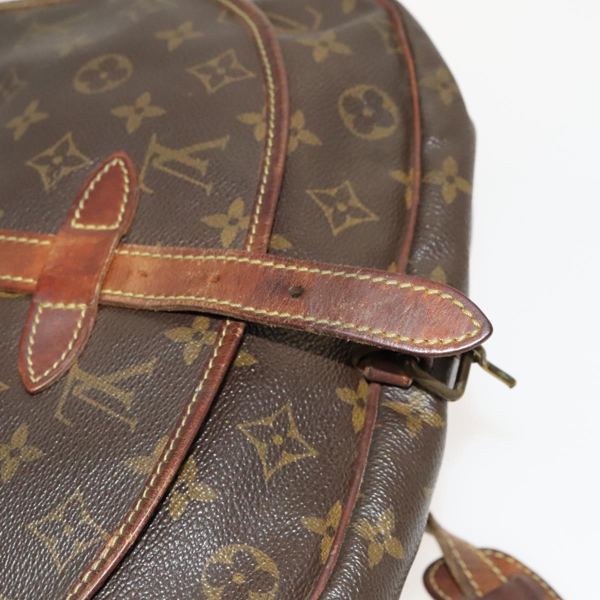 LOUIS VUITTON Monogram Saumur 30 Shoulder Bag M42256 LV Auth hk2574