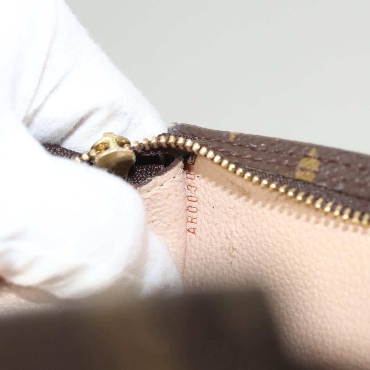 LOUIS VUITTON Monogram Bucket GM Pouch Accessory Pouch LV Auth hk2699