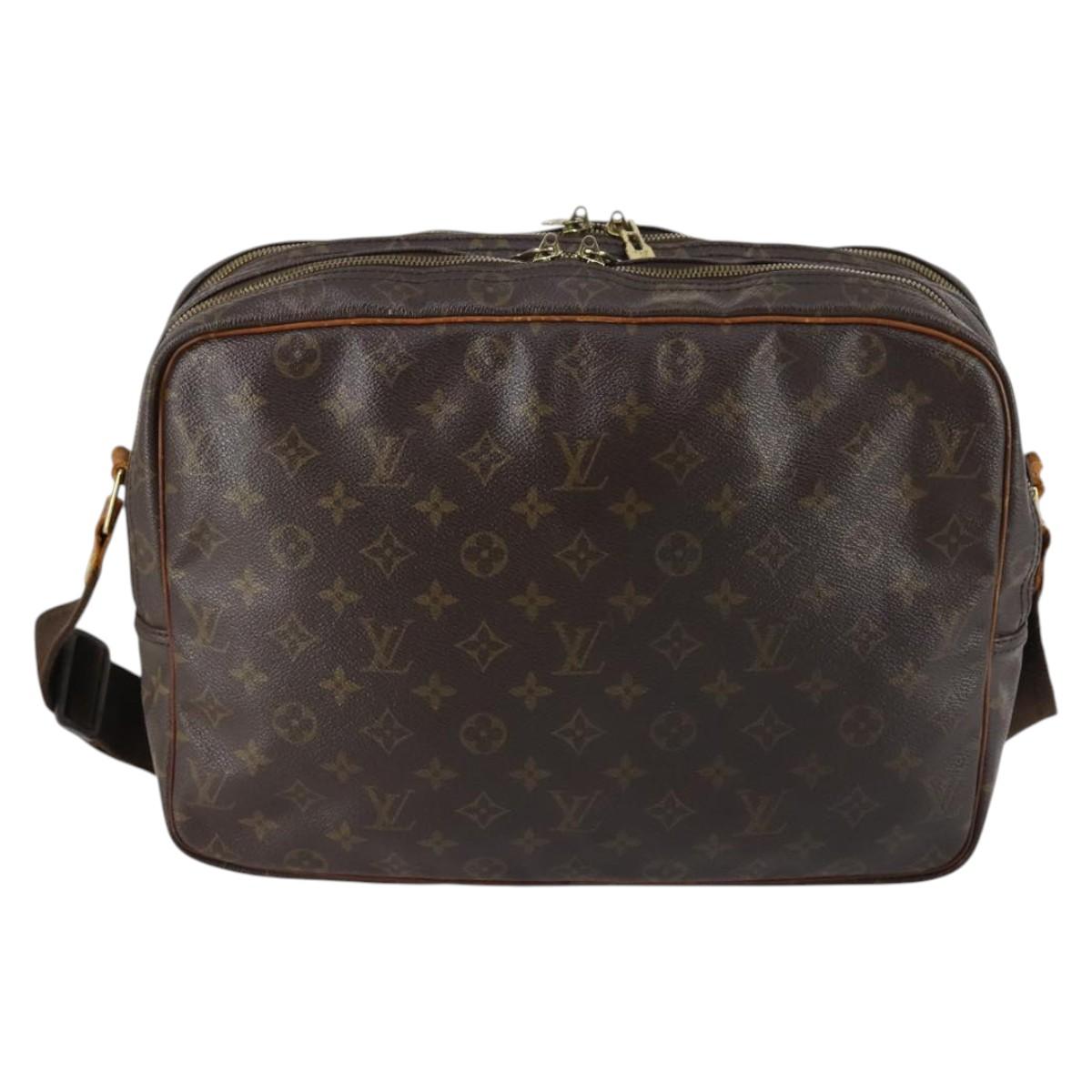 LOUIS VUITTON Monogram Reporter GM Shoulder Bag M45252 LV Auth hk3036