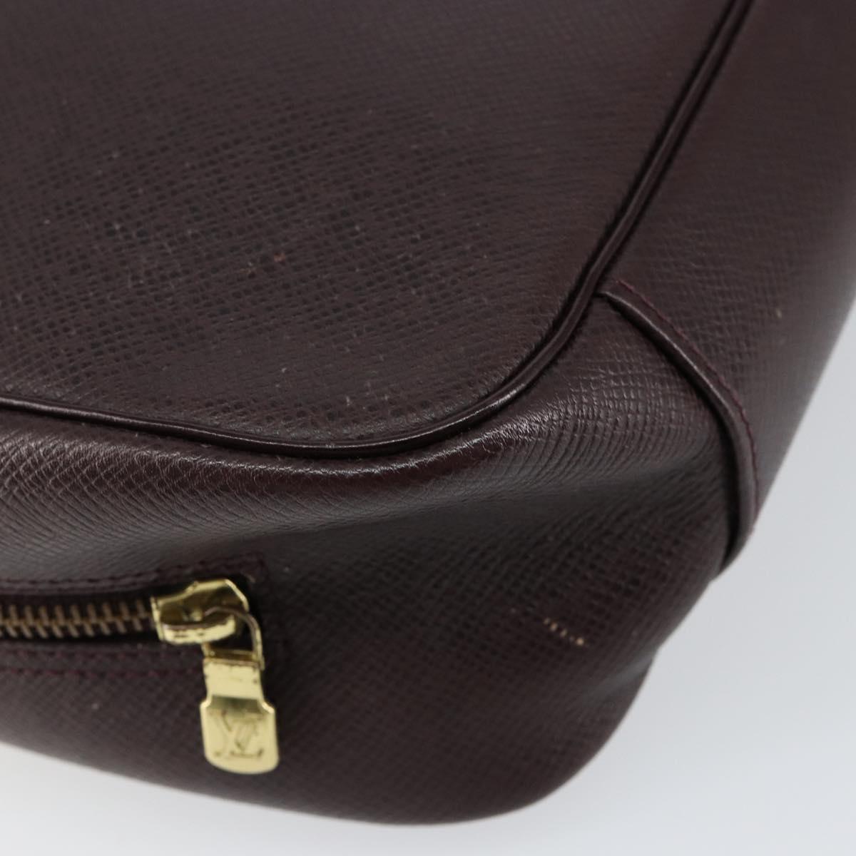 LOUIS VUITTON Taiga Trousse Toilette GM Clutch Bag Acajou M30216 LV Auth hk3146
