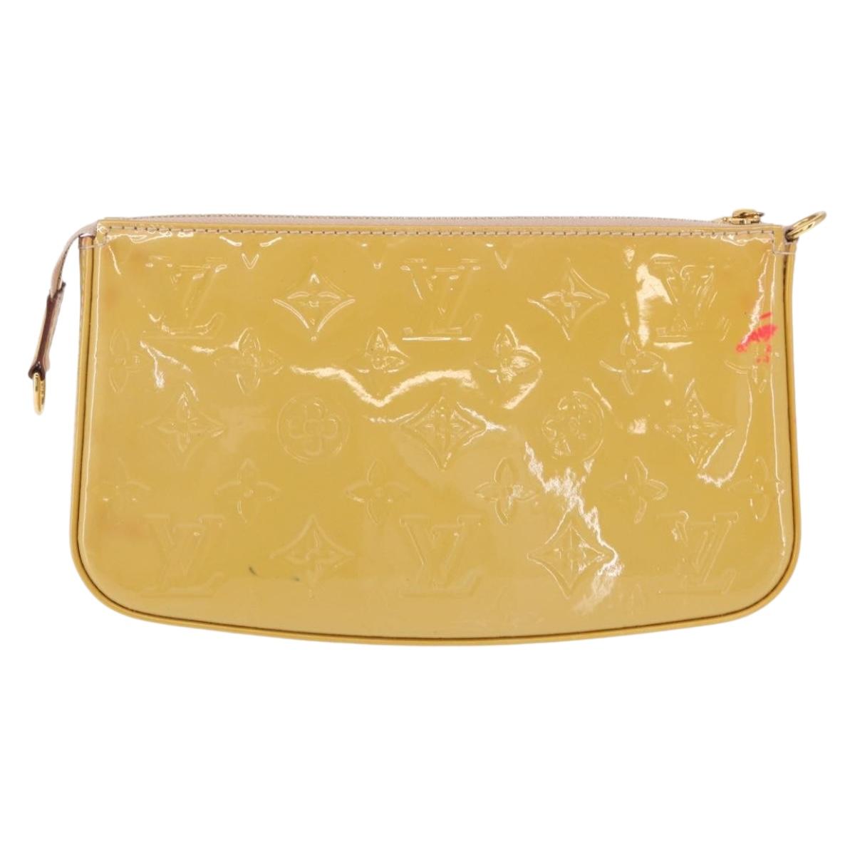LOUIS VUITTON Vernis Pochette Accessoires Pouch Beige M90072 LV Auth hk3245