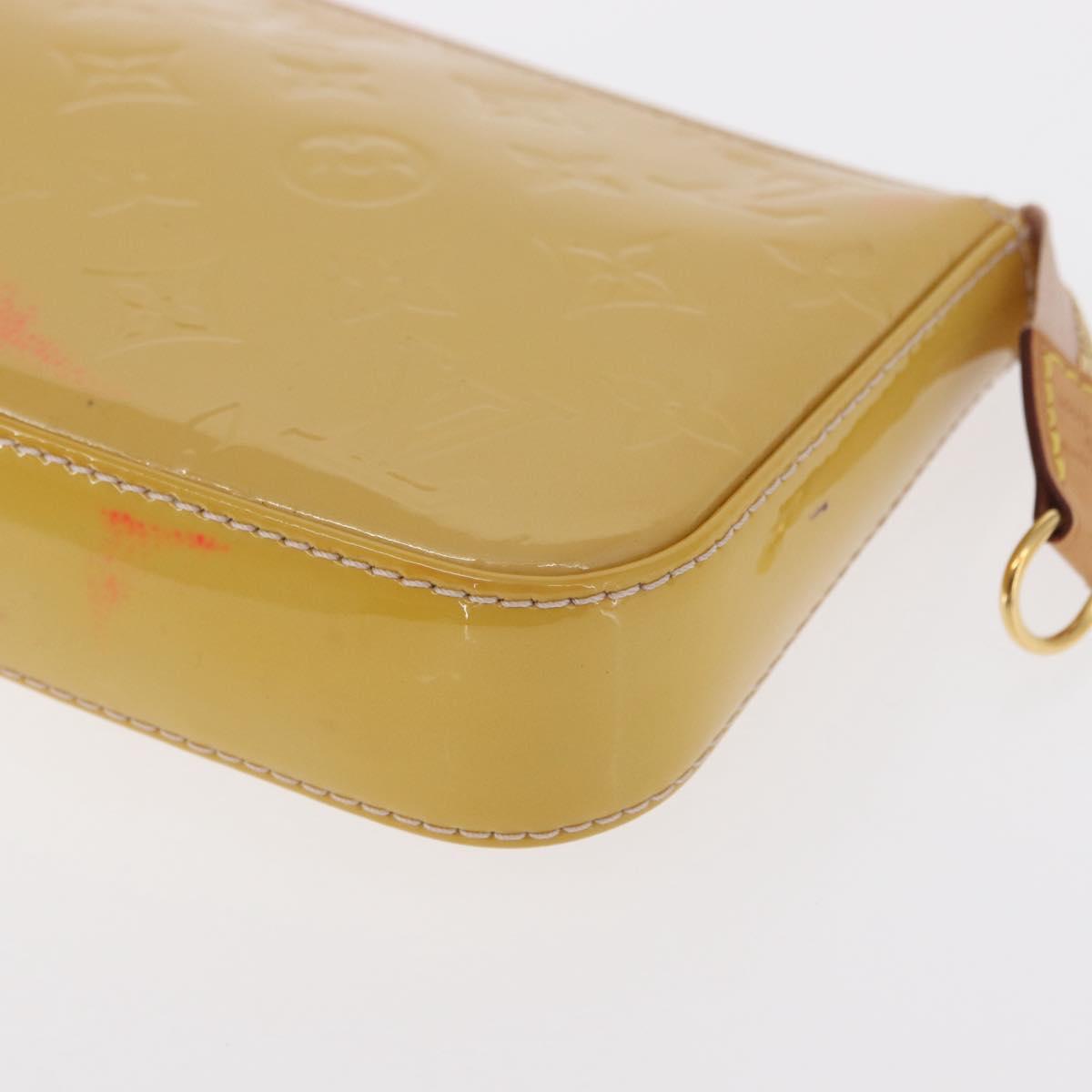 LOUIS VUITTON Vernis Pochette Accessoires Pouch Beige M90072 LV Auth hk3245