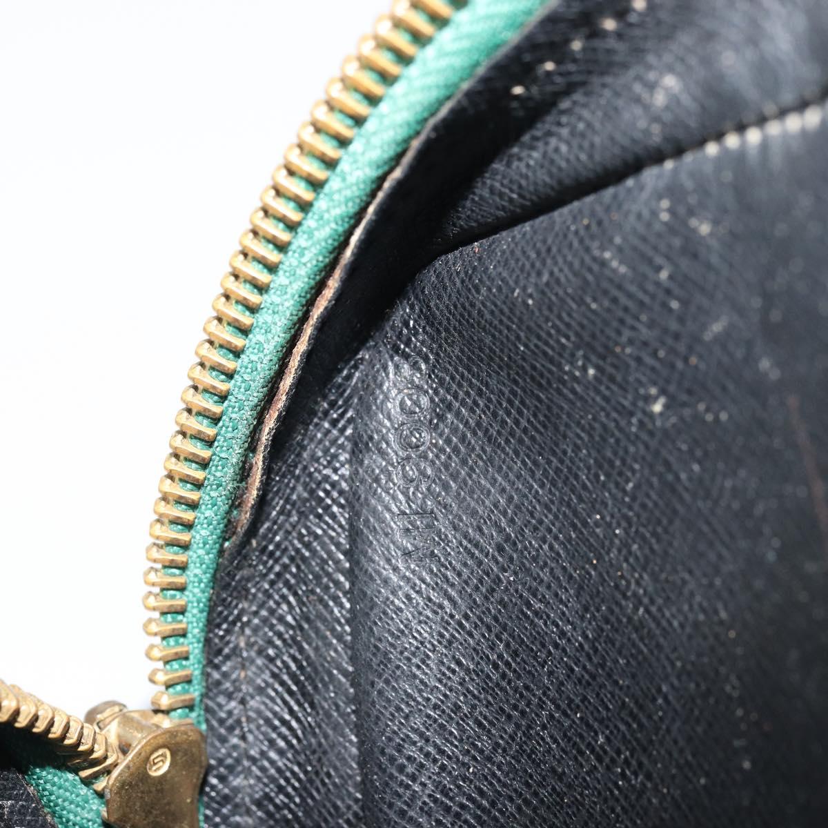 LOUIS VUITTON Epi Danube Shoulder Bag Green M45634 LV Auth hk3268