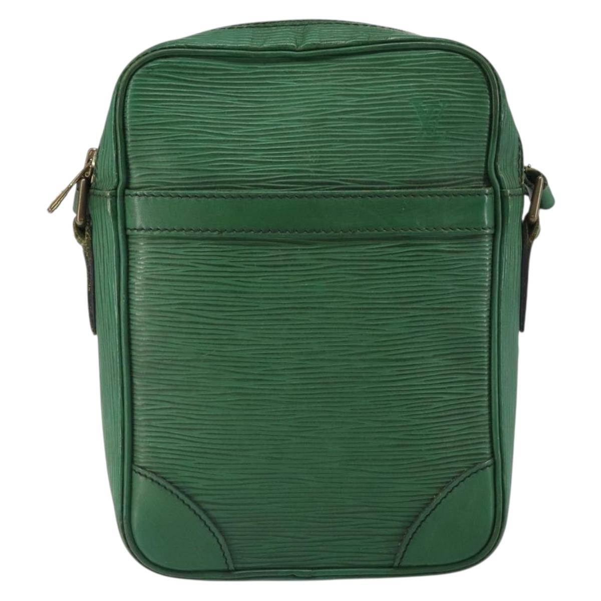 LOUIS VUITTON Epi Danube Shoulder Bag Green M45634 LV Auth hk3268