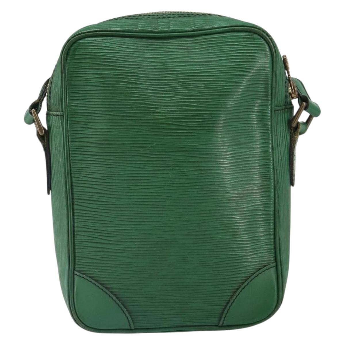 LOUIS VUITTON Epi Danube Shoulder Bag Green M45634 LV Auth hk3268