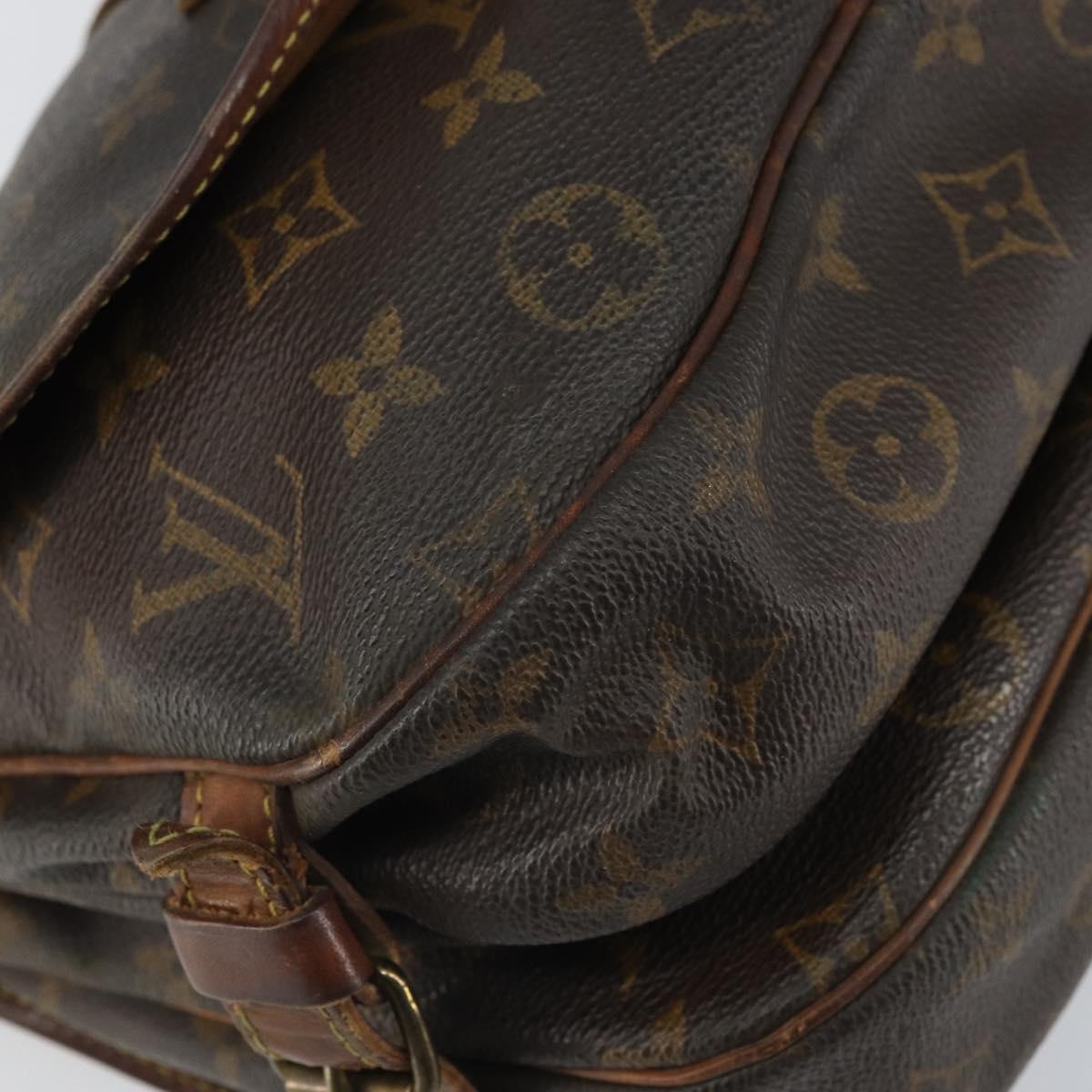 LOUIS VUITTON Monogram Saumur 30 Shoulder Bag M42256 LV Auth hk3284