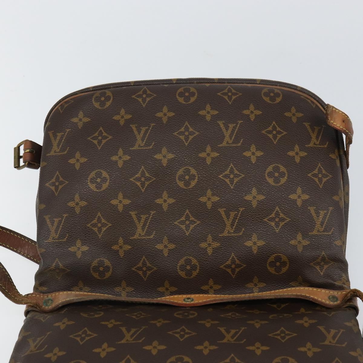 LOUIS VUITTON Monogram Saumur 30 Shoulder Bag M42256 LV Auth hk3284