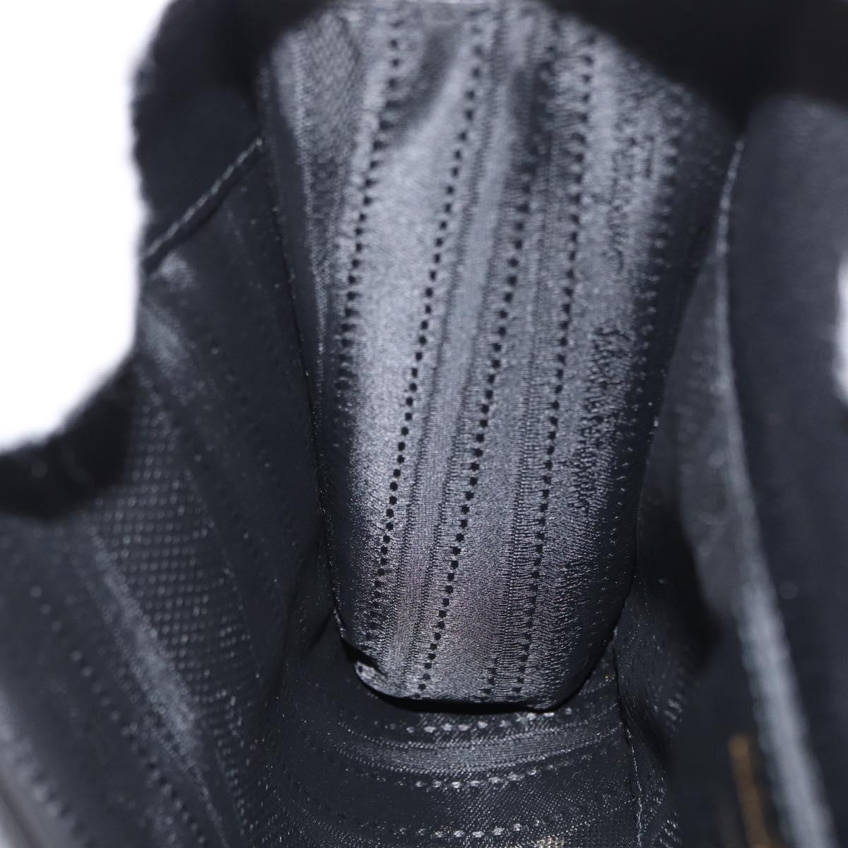 Salvatore Ferragamo Vala Chain Bag Patent leather Black Gold Auth hk3377