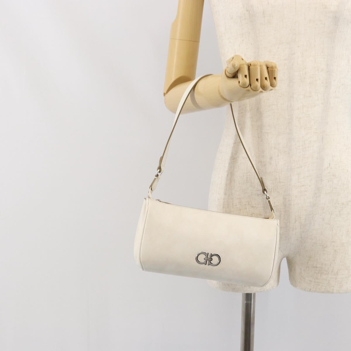 Salvatore Ferragamo Gancini Shoulder Bag Leather White Silver Auth hk3504