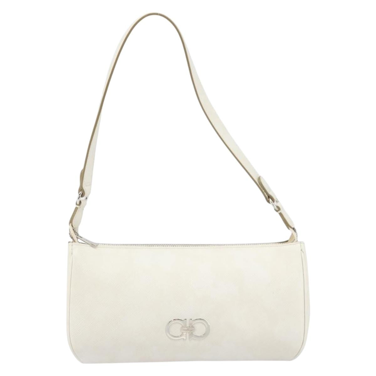 Salvatore Ferragamo Gancini Shoulder Bag Leather White Silver Auth hk3504