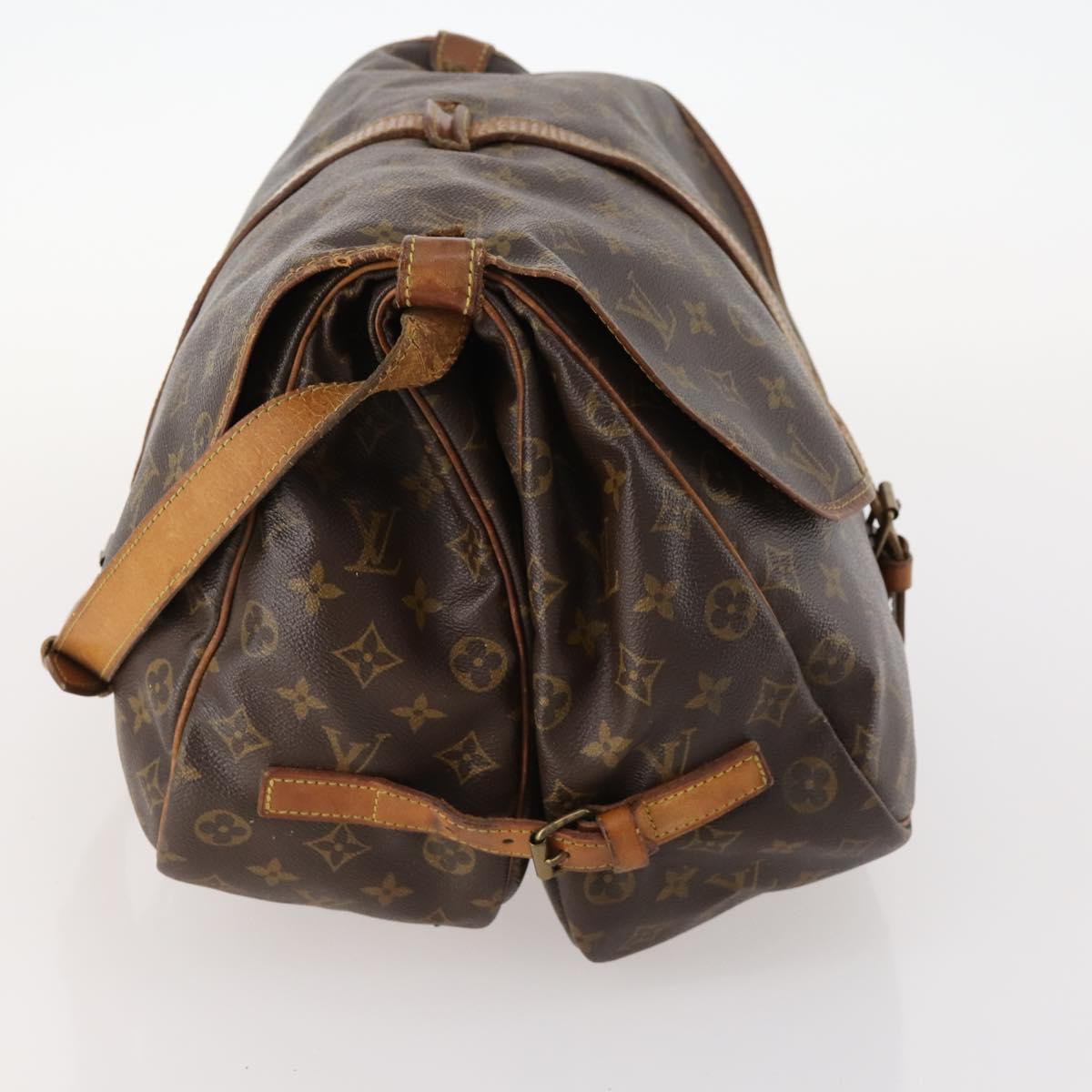 LOUIS VUITTON Monogram Saumur 35 Shoulder Bag M42254 LV Auth hk3565