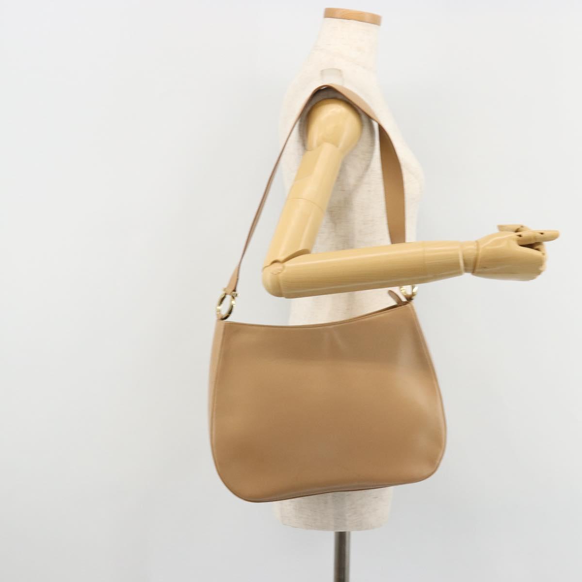 Salvatore Ferragamo Gancini Shoulder Bag Leather Beige Gold Auth hk3706