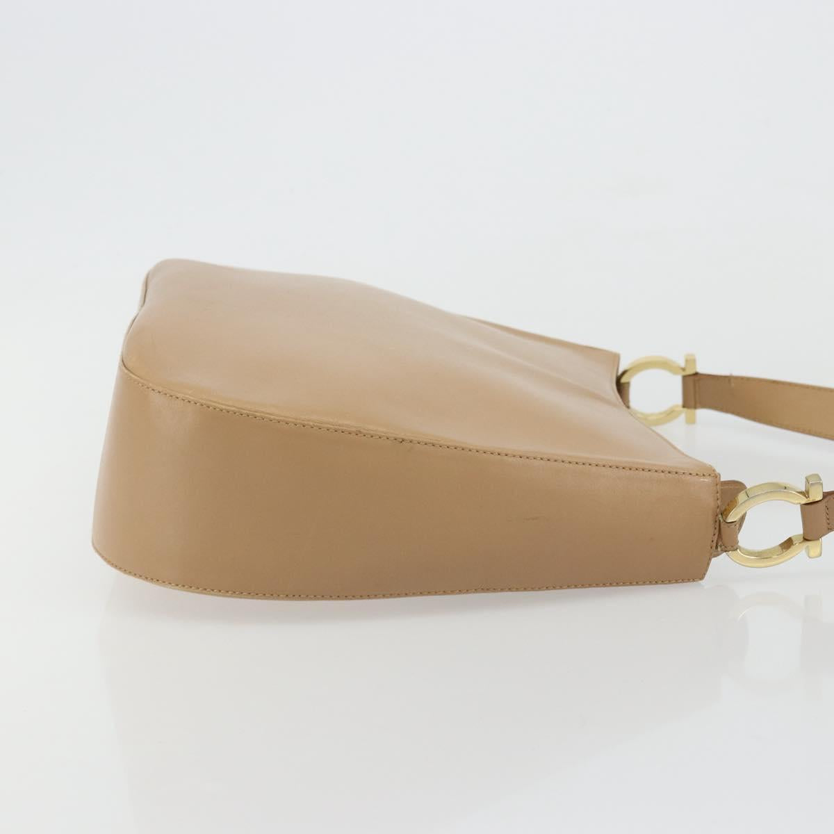 Salvatore Ferragamo Gancini Shoulder Bag Leather Beige Gold Auth hk3706