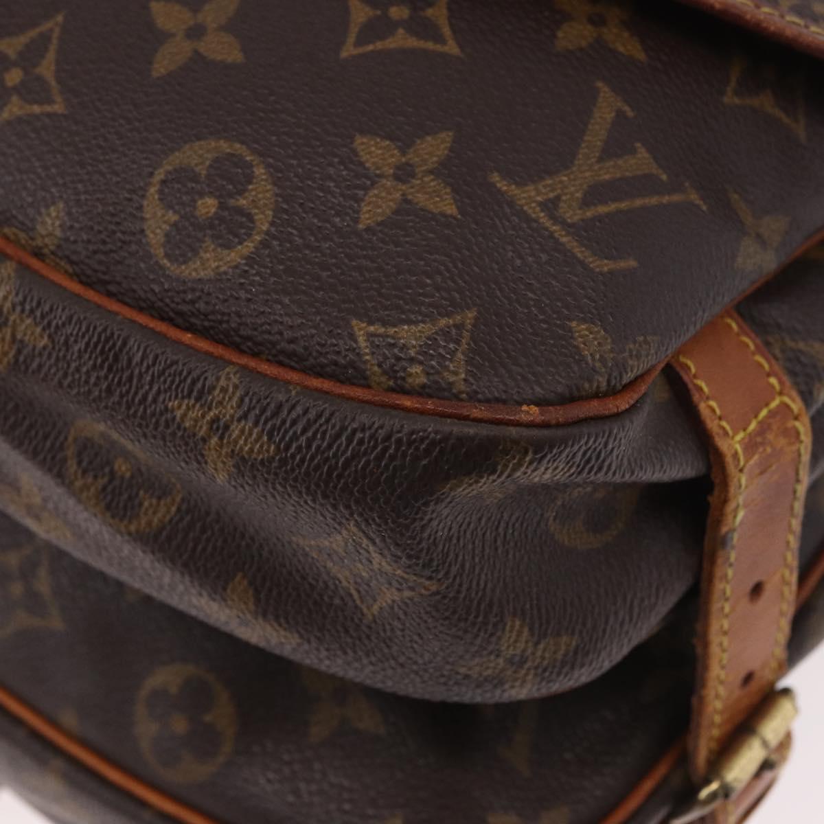 LOUIS VUITTON Monogram Saumur 30 Shoulder Bag M42256 LV Auth hk3873
