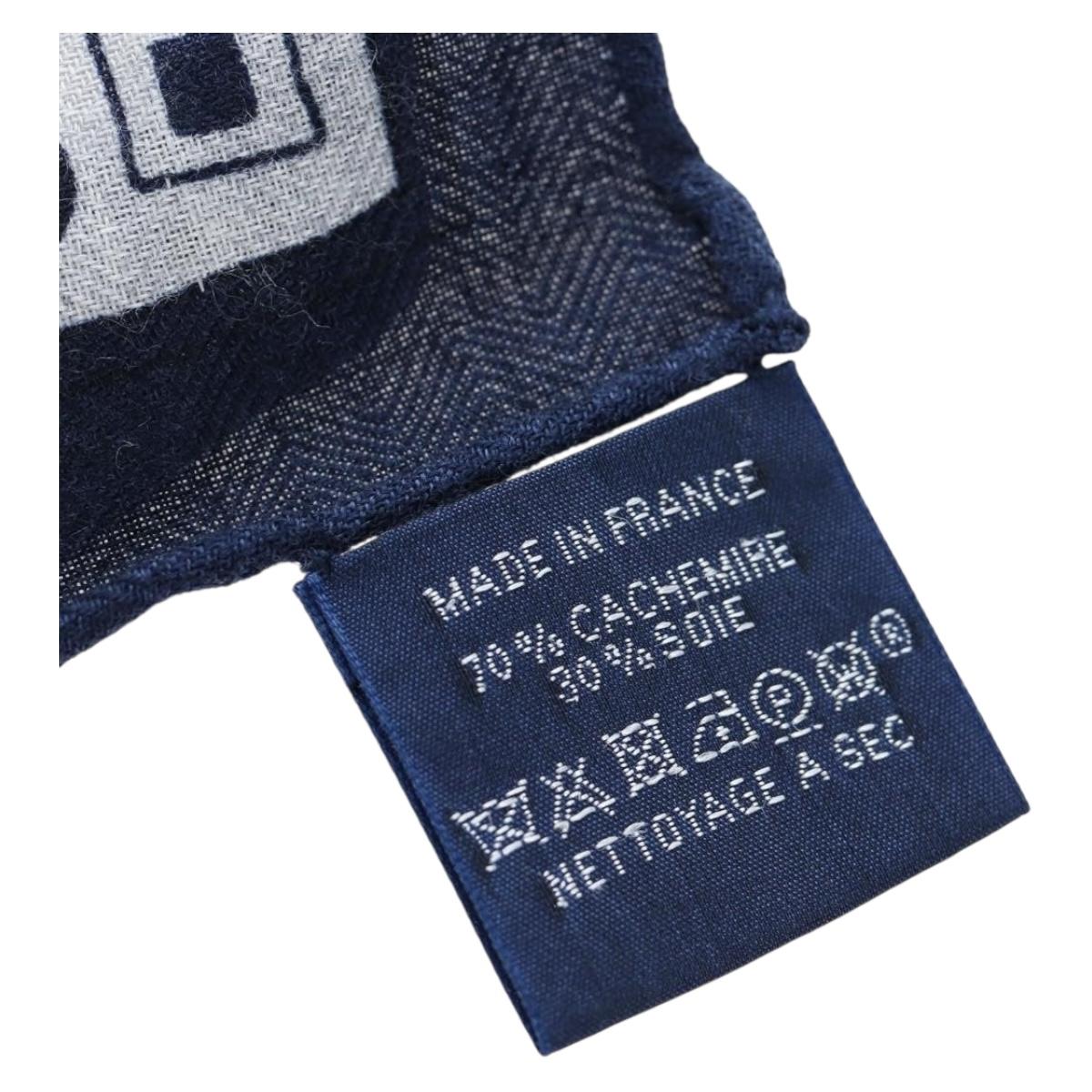 HERMES Carre 140 Scarf ""Peuple Du Vent"" Cashmere Navy Auth hk3921M