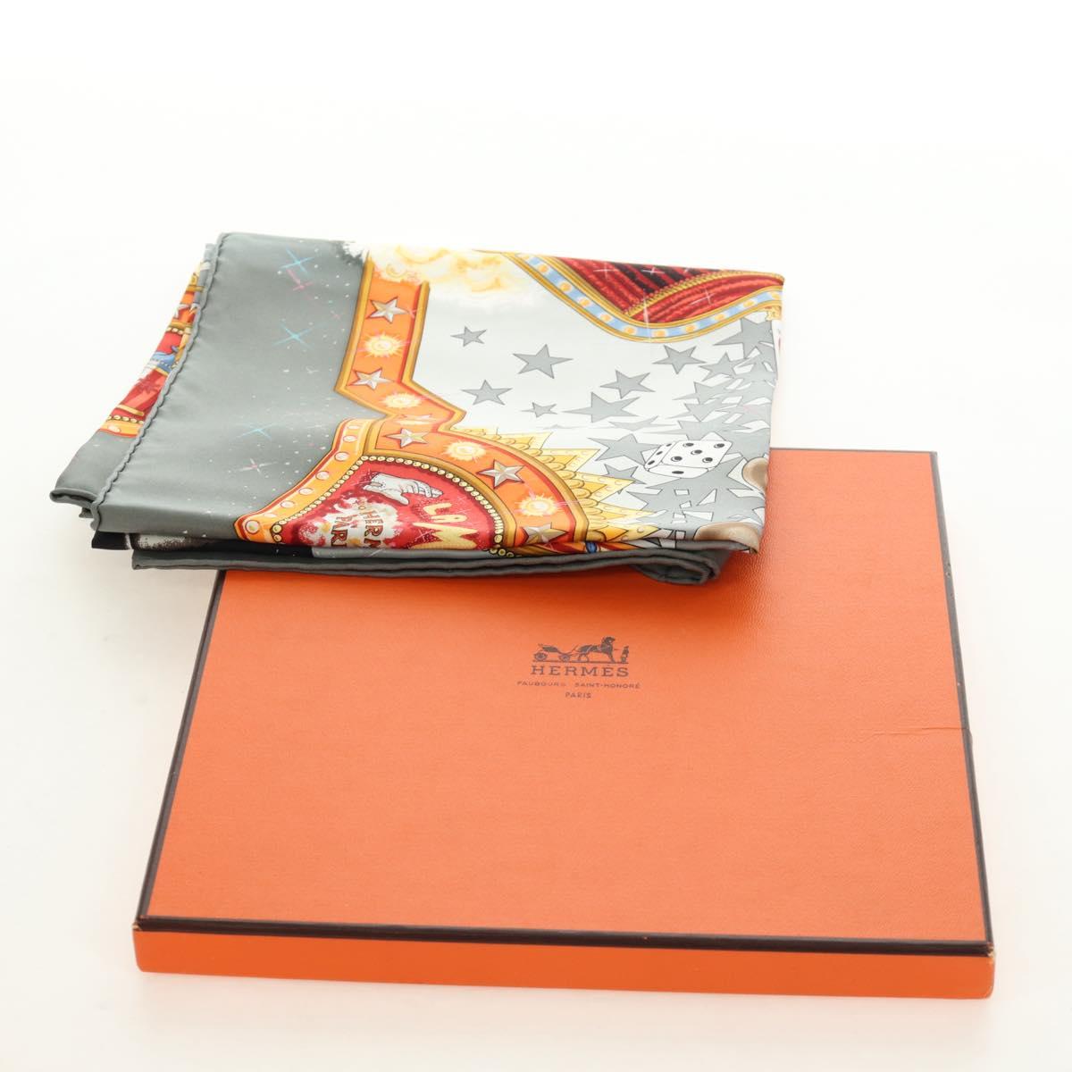 HERMES Carre 90 Scarf ”La Magie"" Silk Gray Auth hk3928M