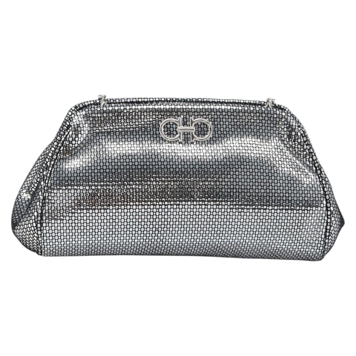 Salvatore Ferragamo Gancini Chain Shoulder Bag Leather Silver Auth hk4007V