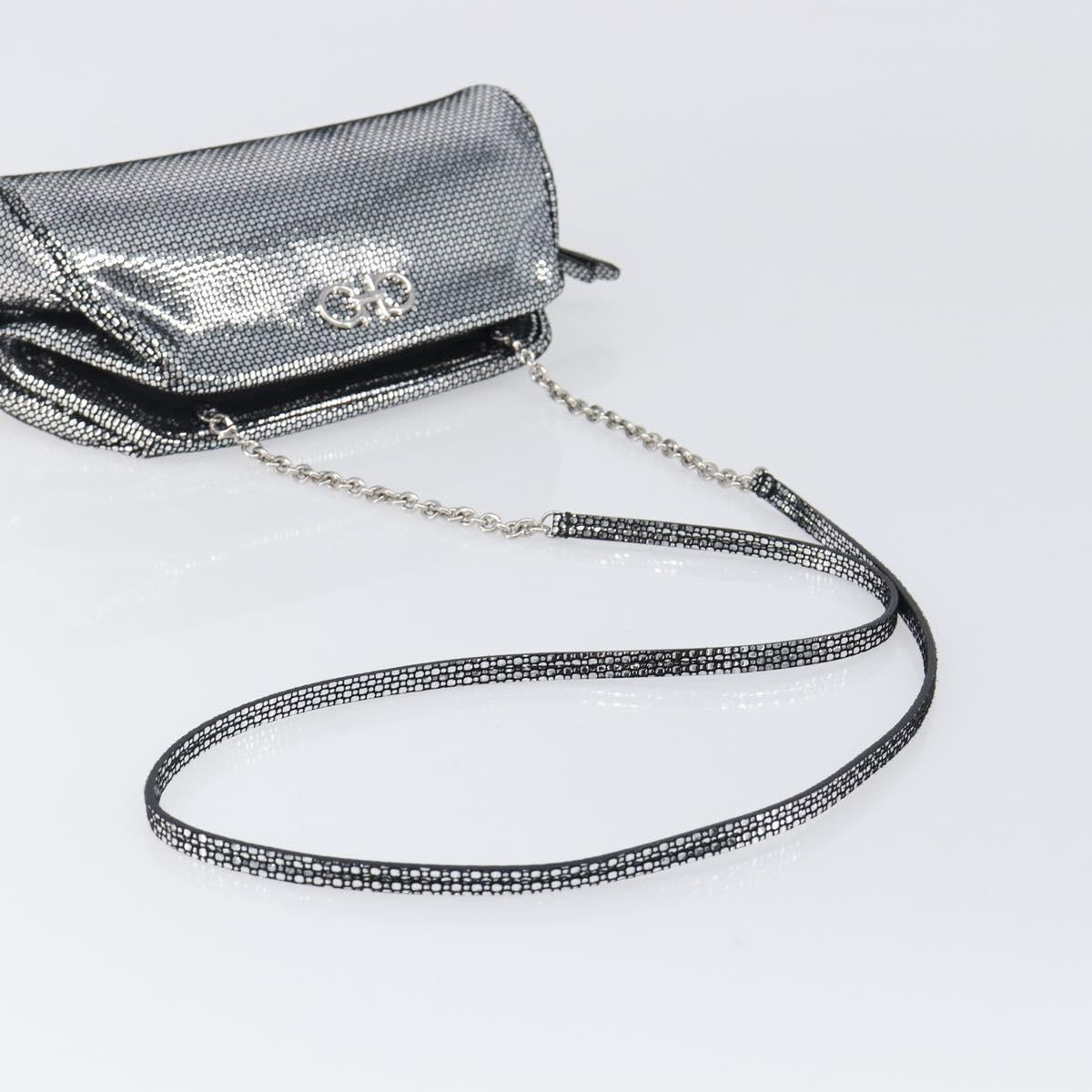 Salvatore Ferragamo Gancini Chain Shoulder Bag Leather Silver Auth hk4007V
