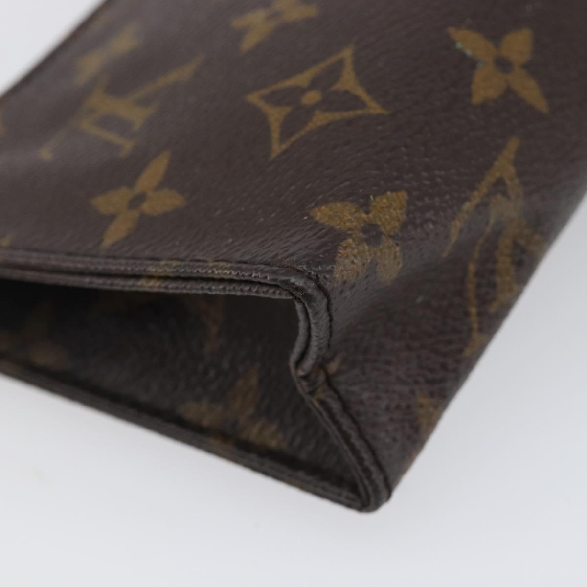 LOUIS VUITTON Monogram Poche Toilette 15 Pouch M47546 LV Auth hk4086