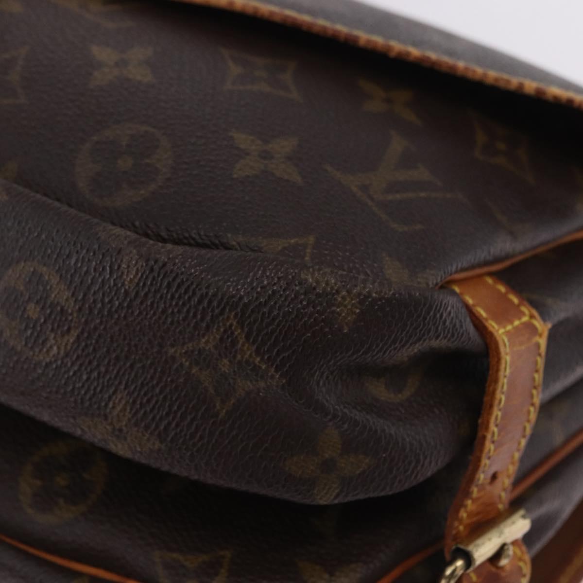 LOUIS VUITTON Monogram Saumur 30 Shoulder Bag M42256 LV Auth hk4112