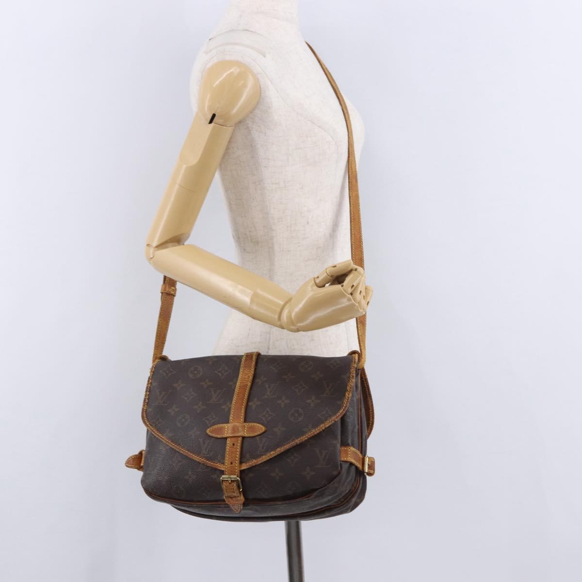 LOUIS VUITTON Monogram Saumur 30 Shoulder Bag M42256 LV Auth hk4112