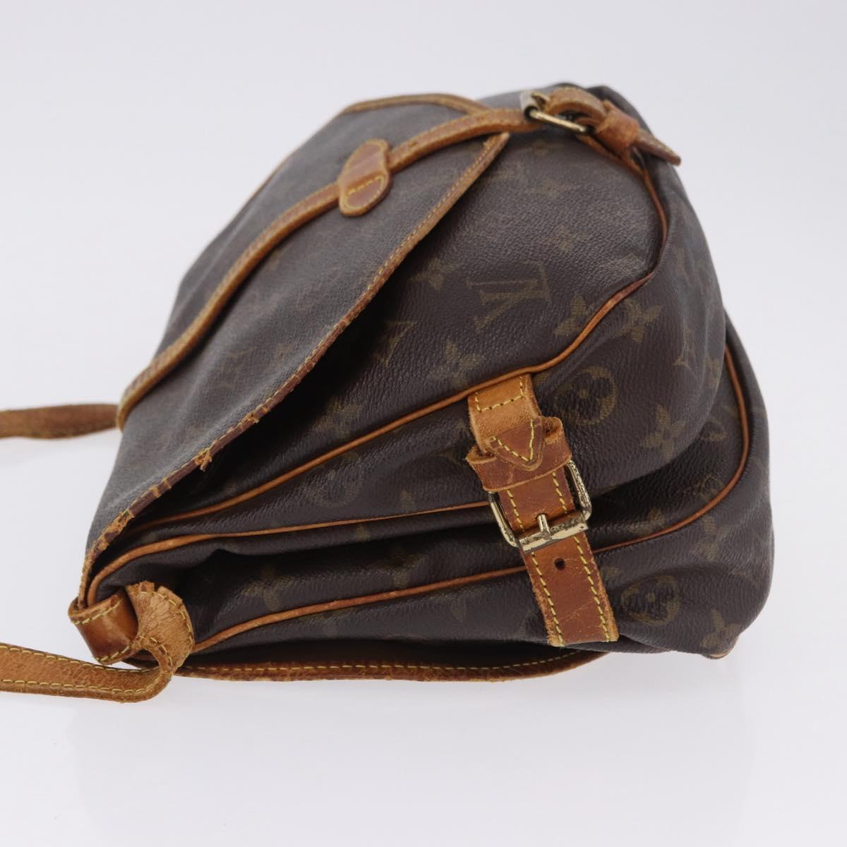LOUIS VUITTON Monogram Saumur 30 Shoulder Bag M42256 LV Auth hk4112