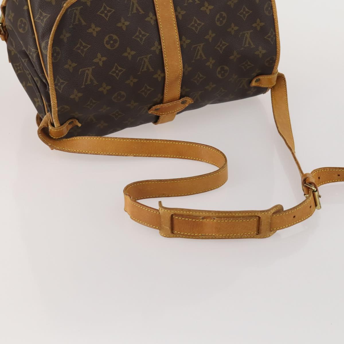 LOUIS VUITTON Monogram Saumur 35 Shoulder Bag M42254 LV Auth hk4132