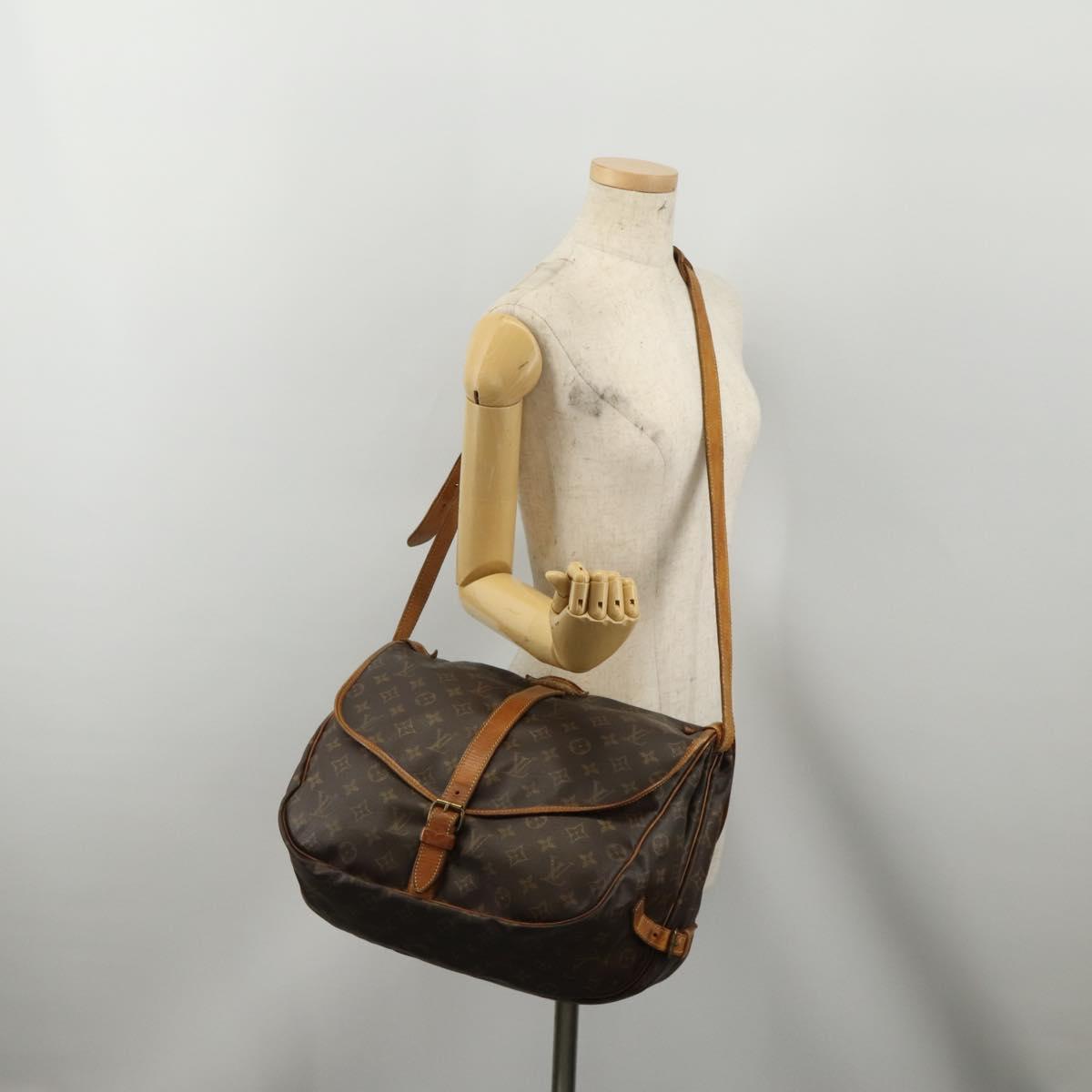 LOUIS VUITTON Monogram Saumur 35 Shoulder Bag M42254 LV Auth hk4133