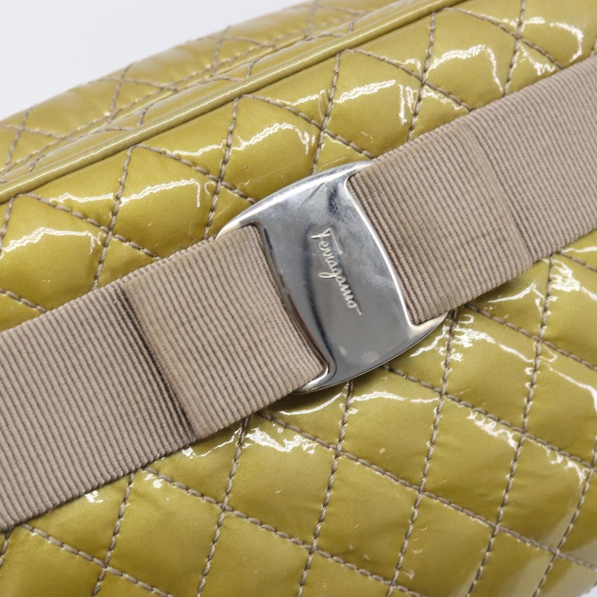 Salvatore Ferragamo Vala Shoulder Bag Patent leather Green Silver Auth hk4146