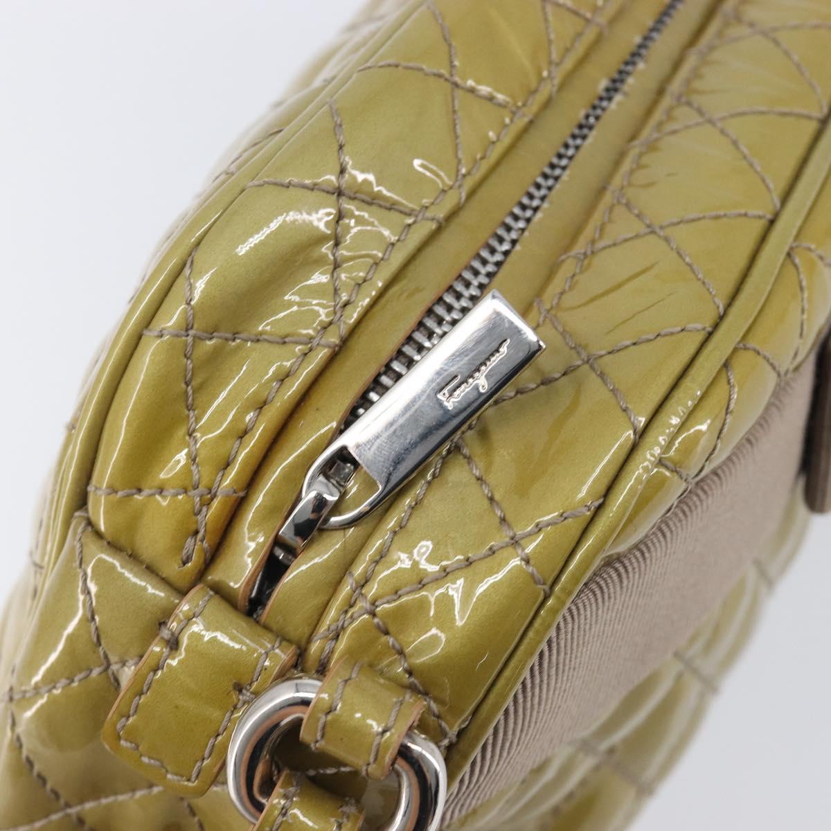 Salvatore Ferragamo Vala Shoulder Bag Patent leather Green Silver Auth hk4146