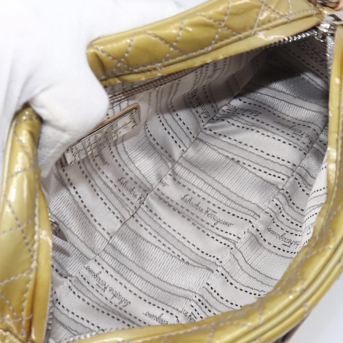 Salvatore Ferragamo Vala Shoulder Bag Patent leather Green Silver Auth hk4146