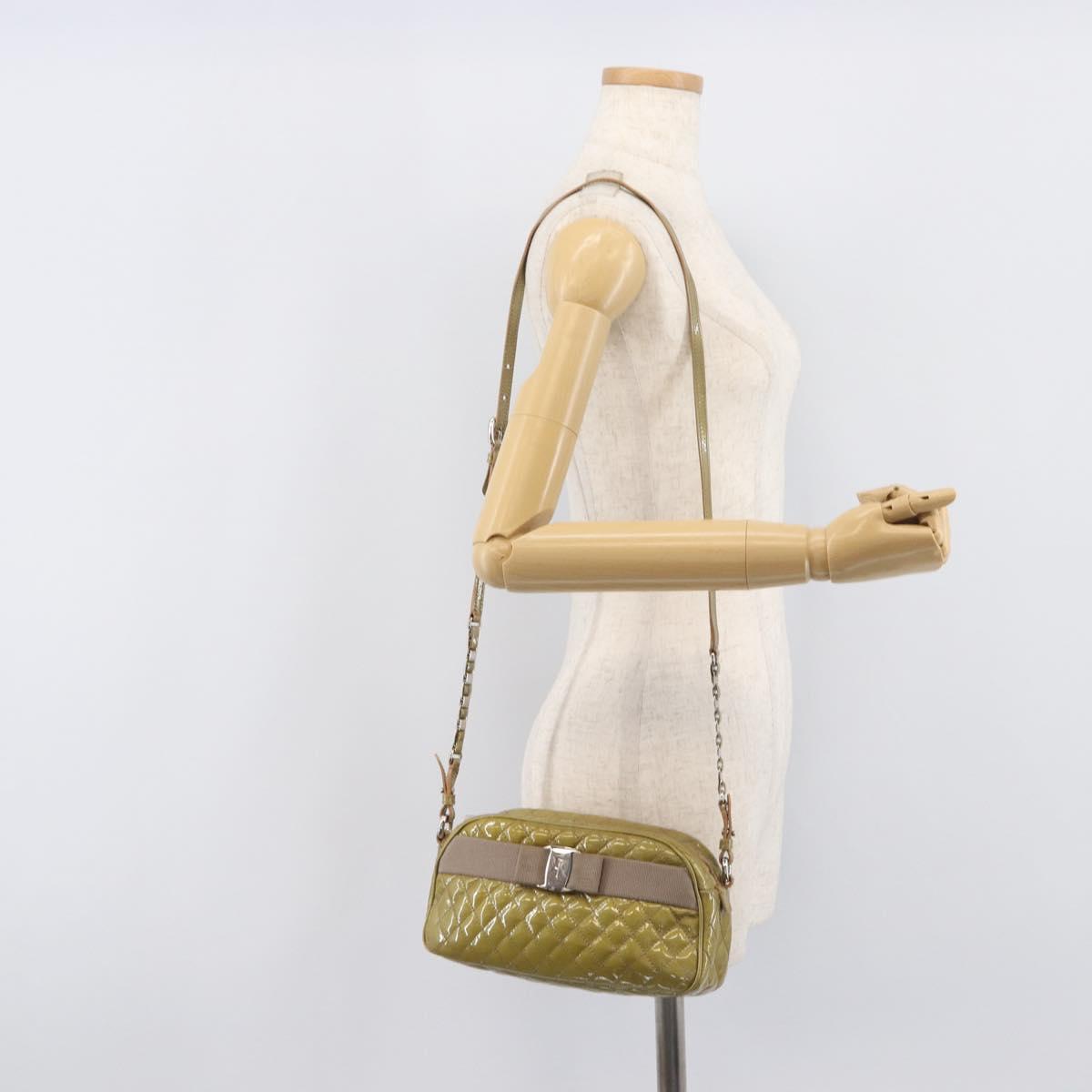 Salvatore Ferragamo Vala Shoulder Bag Patent leather Green Silver Auth hk4146