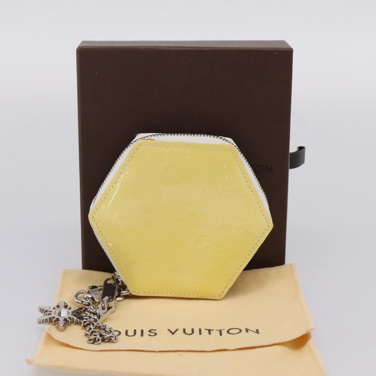 LOUIS VUITTON Vernis Porte Monnaie Flocon Purse Perle M58216 LV Auth hk4162A