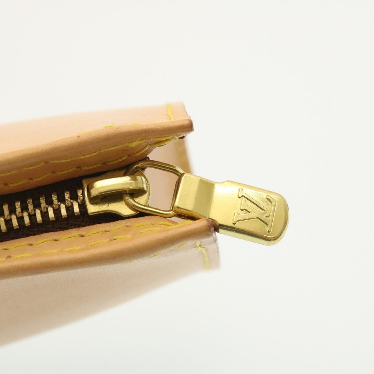 LOUIS VUITTON Nomad Bucket PM Shoulder Bag Beige M85001 LV Auth hs790