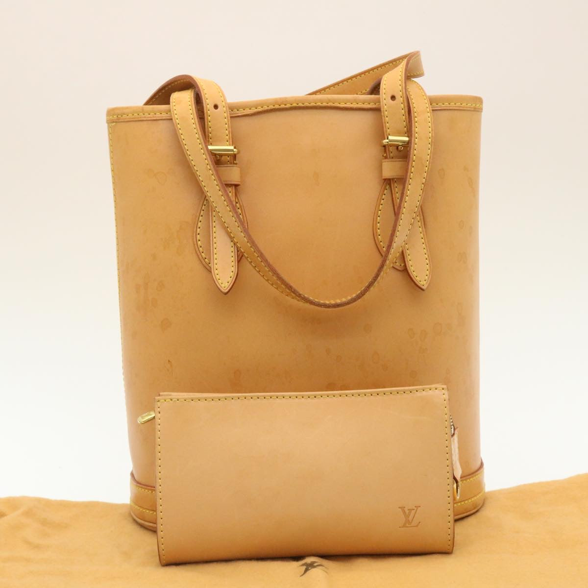 LOUIS VUITTON Nomad Bucket PM Shoulder Bag Beige M85001 LV Auth hs790