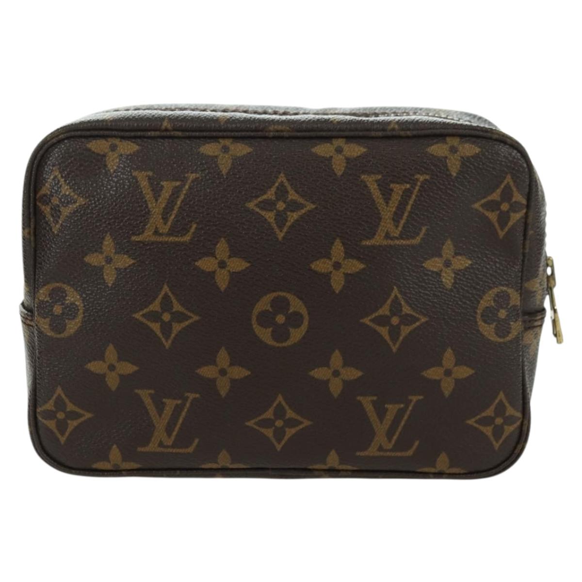 LOUIS VUITTON Monogram Trousse Toilette 18 Pouch M47526 LV Auth INZ022A