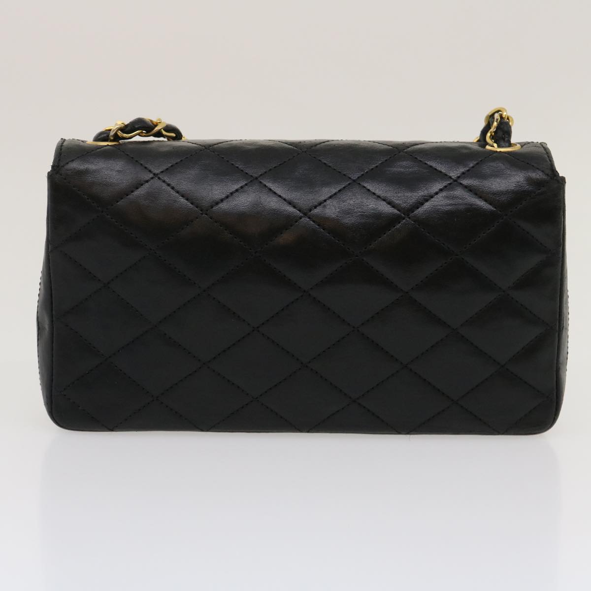 CHANEL Matelasse Shoulder Bag Lamb Skin Black Gold CC Auth jk1831