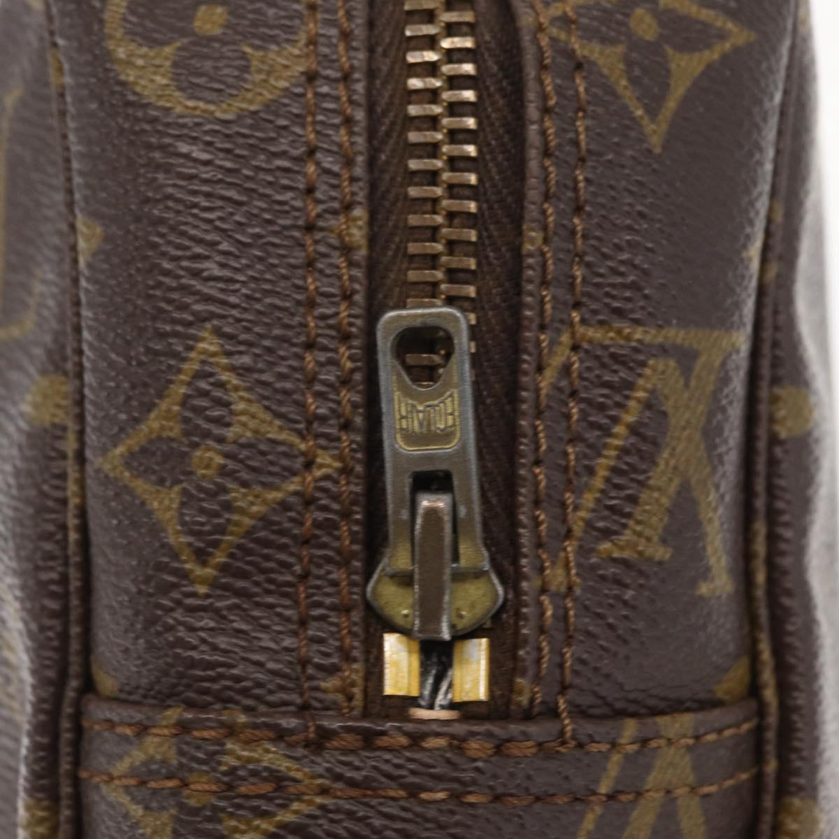 LOUIS VUITTON Monogram Trousse Toilette 28 Clutch Bag M47522 LV Auth ka1021
