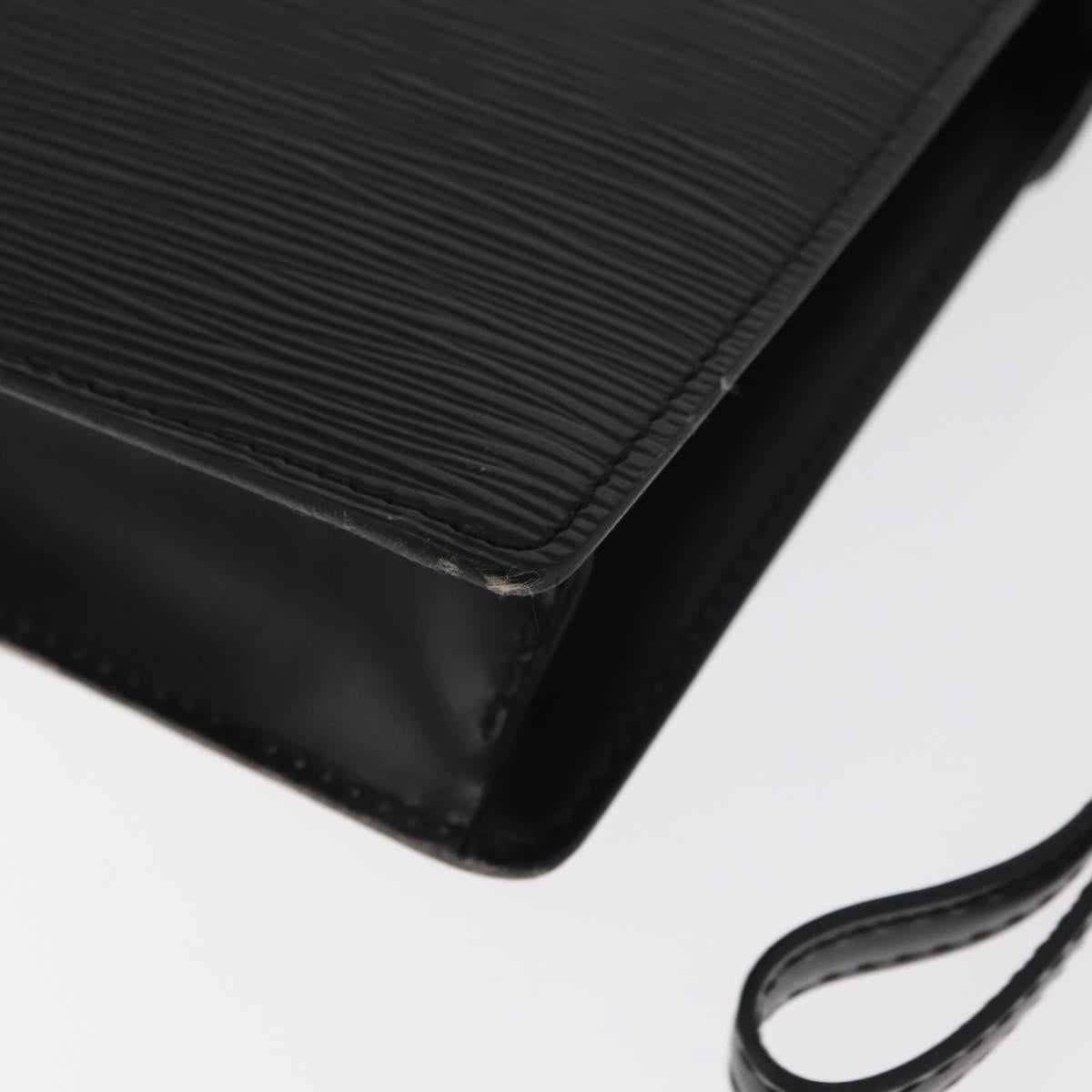 LOUIS VUITTON Epi Serie Dragonne Clutch Bag Black Noir M52612 LV Auth ka1030