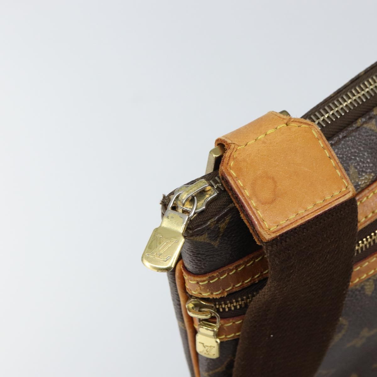 LOUIS VUITTON Monogram Pochette Bosphore Shoulder Bag M40044 LV Auth ka1031A